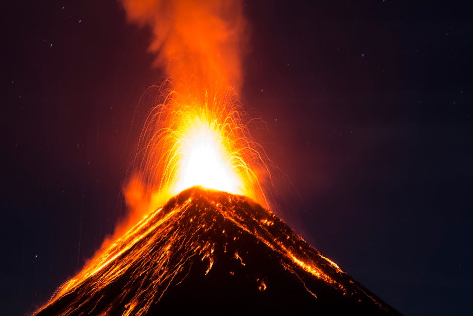 Major Volcanic Eruption in Iceland Disrupts Global Air Travel as Scientists Warn of Extended Activity Through 2026